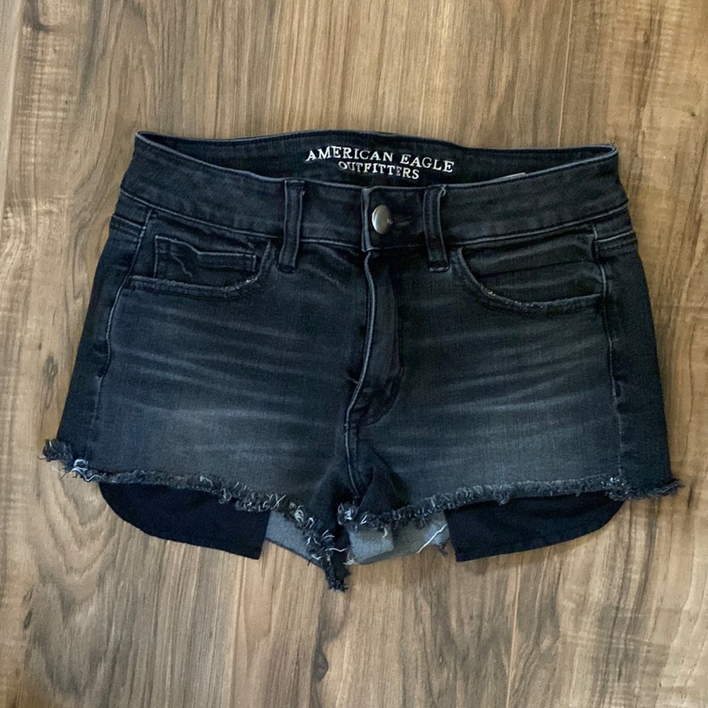 black american eagle outfitters shorts. high-rise shortie, 360 super stretch